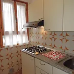 Lägenhet With Private Garden And Barbeque - Beahost