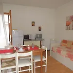 Lägenhet With Private Garden And Barbeque - Beahost Bibione