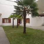 Lägenhet With Private Garden And Barbeque - Beahost Bibione
