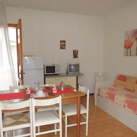 Lägenhet With Private Garden And Barbeque - Beahost Bibione