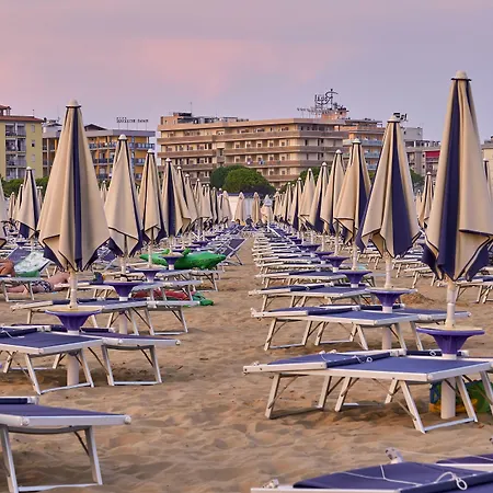 Apartmán With Private Garden And Barbeque - Beahost Bibione