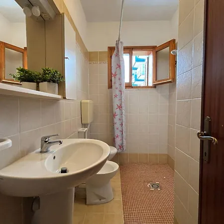 Apartment With Private Garden And Barbeque - Beahost
