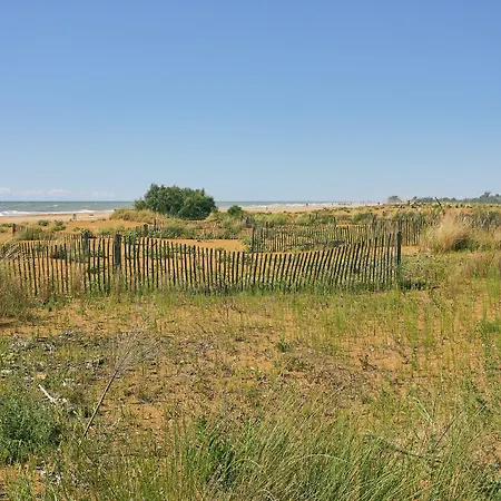 Apartment With Private Garden And Barbeque - Beahost Bibione