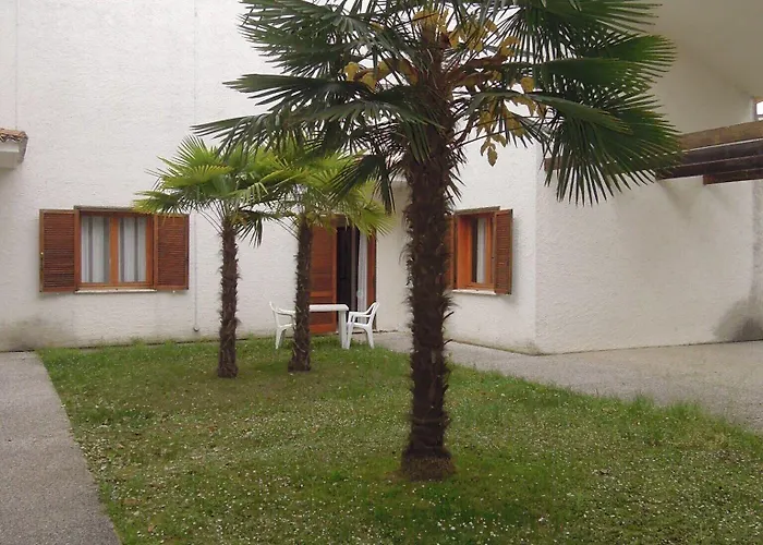 Apartment With Private Garden And Barbeque - Beahost Bibione